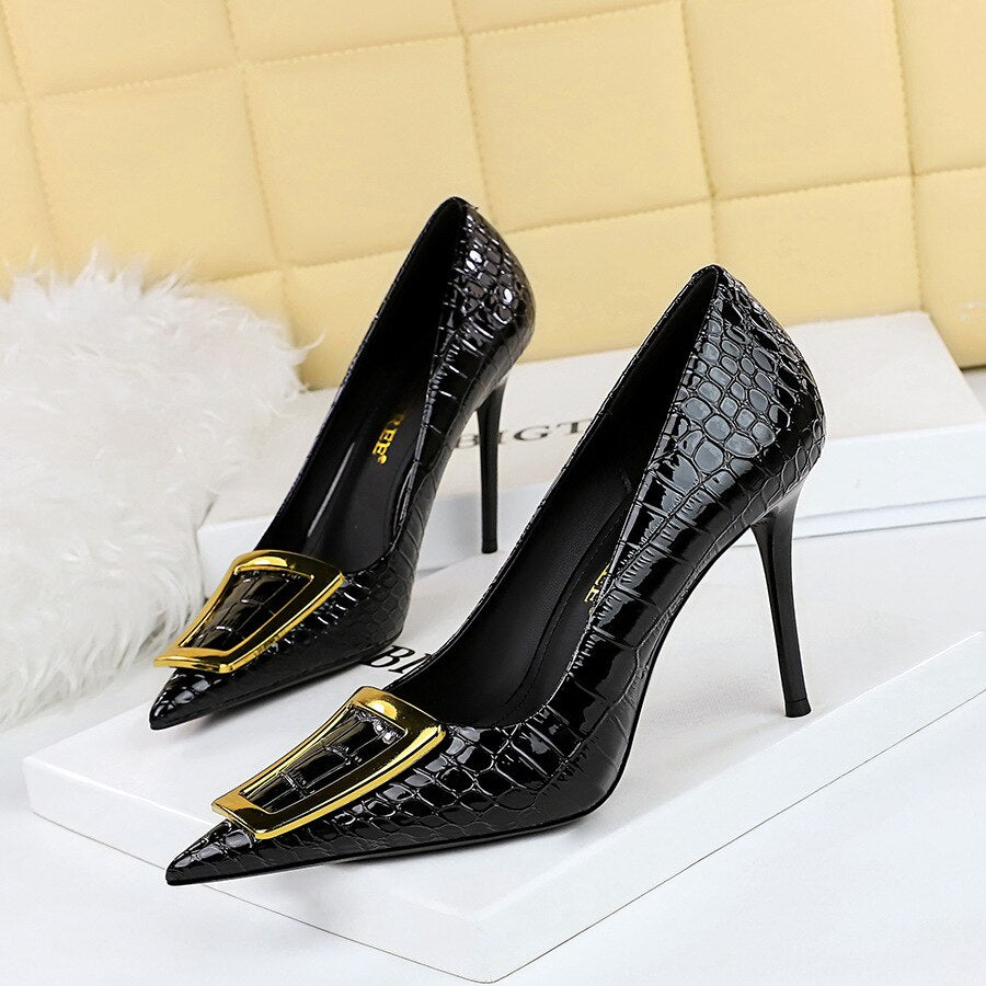Fashion Elegant Slim Slim High Heel Shallow Mouth Pointed Metal Button Single Shoe Female High Heel women pumps black