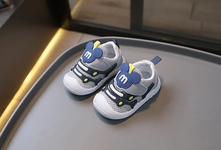 New Arrival Soft Bottom Slip-On Infant Shoes for Boys Men and Women Functional for Aged 1-3 Years Spring Style