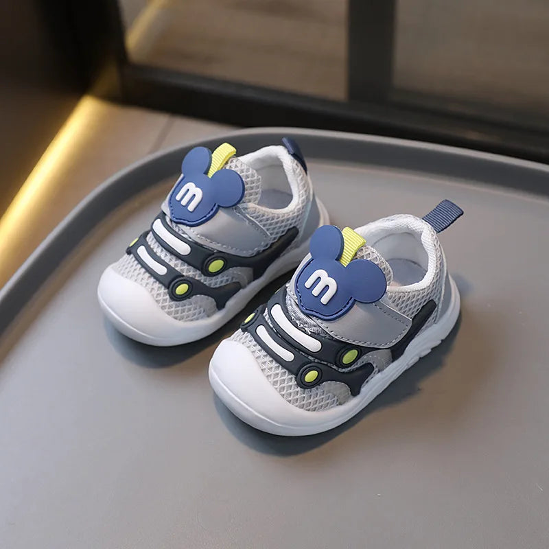 New Arrival Soft Bottom Slip-On Infant Shoes for Boys Men and Women Functional for Aged 1-3 Years Spring Style