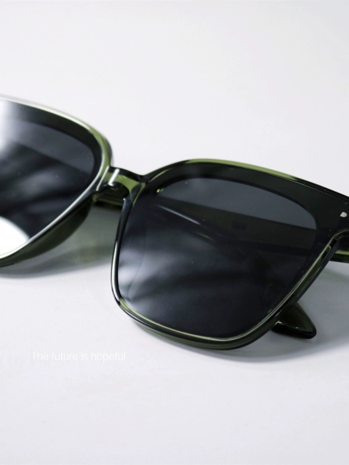 GM Same Style Fancy Green Gray Sunglasses UV400 Large Square Frame Plain Star Style Slim Looking Sun Glasses