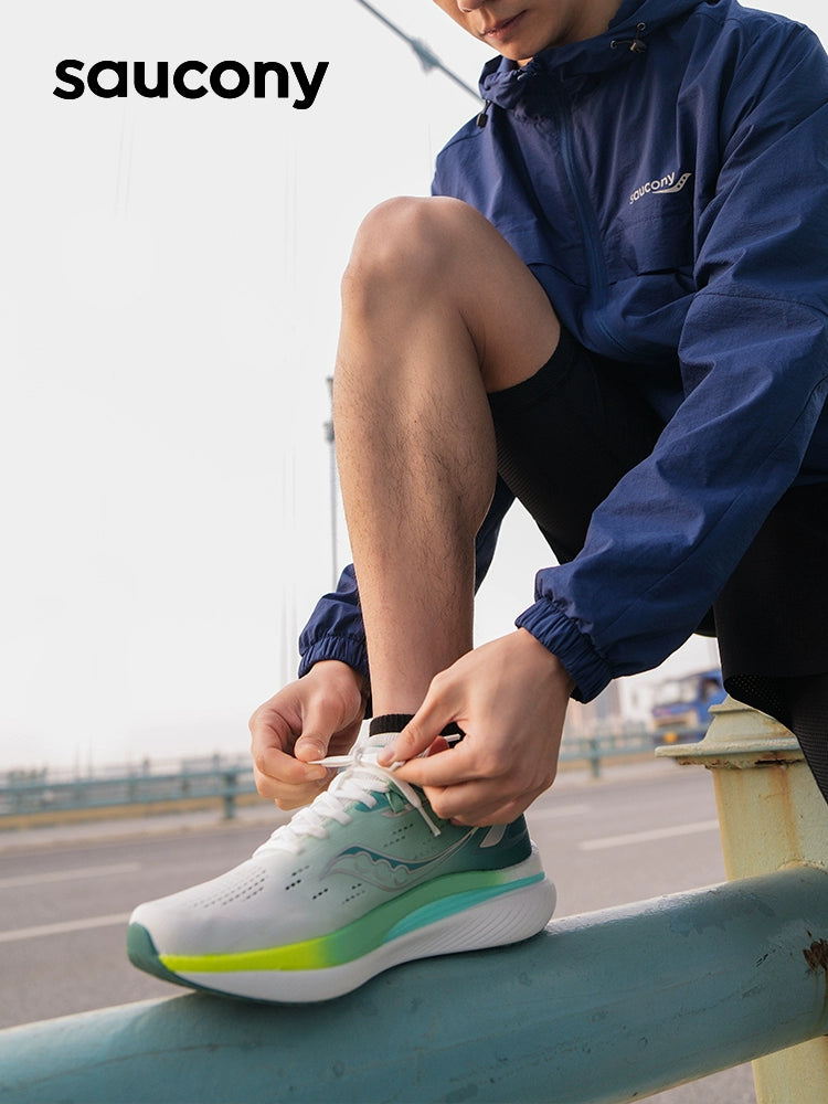 Saucony Tide Saucony Wave Running Shoes