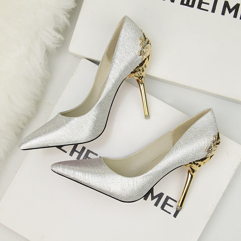 Pointed single shoe women's wedding shoes red bride's shoes metal hollowed out suede thin heeled high heels  luxury