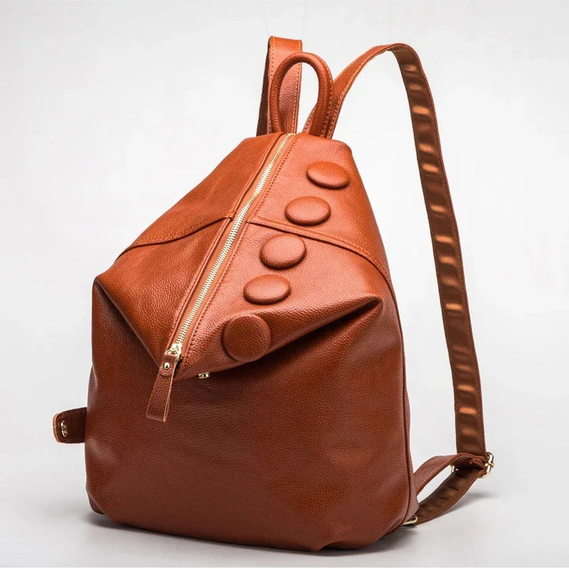 New Fashion Genuine Leather Women Backpacks Luxury Brand Female Real Natural Leather Ladies Girl Student Rivet Casual Backpack